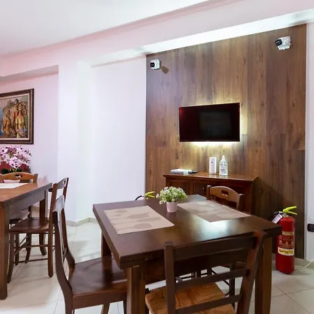 Luxury Guest house *