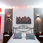 Luxury Pompei
