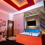 Luxury Pompei
